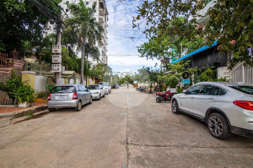 4 Bedroom Double Flat House For Sale - Toul Kork, Phnom Penh