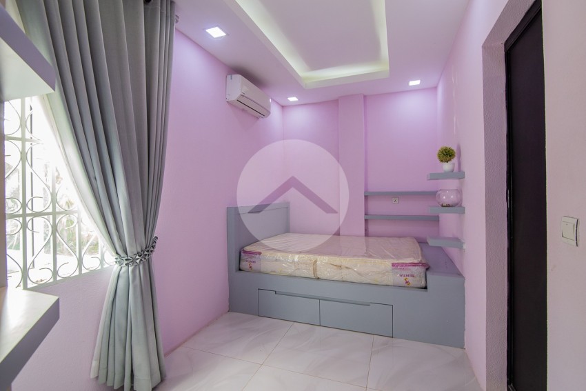 6 Bedroom Villa For Sale -Chbar Ampov, Phnom Penh