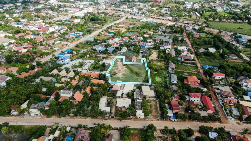   4300 Sqm Commercial Land For Sale - Sala Kamreuk, Siem Reap