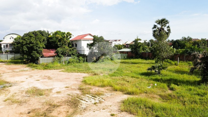   4300 Sqm Commercial Land For Sale - Sala Kamreuk, Siem Reap