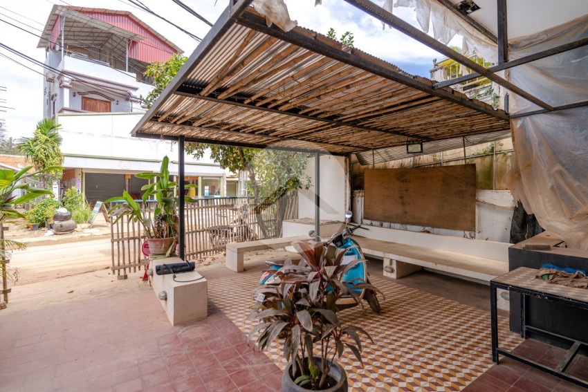 13 Bedroom Commercial Shophouse For Rent - Wat Damnak, Siem Reap