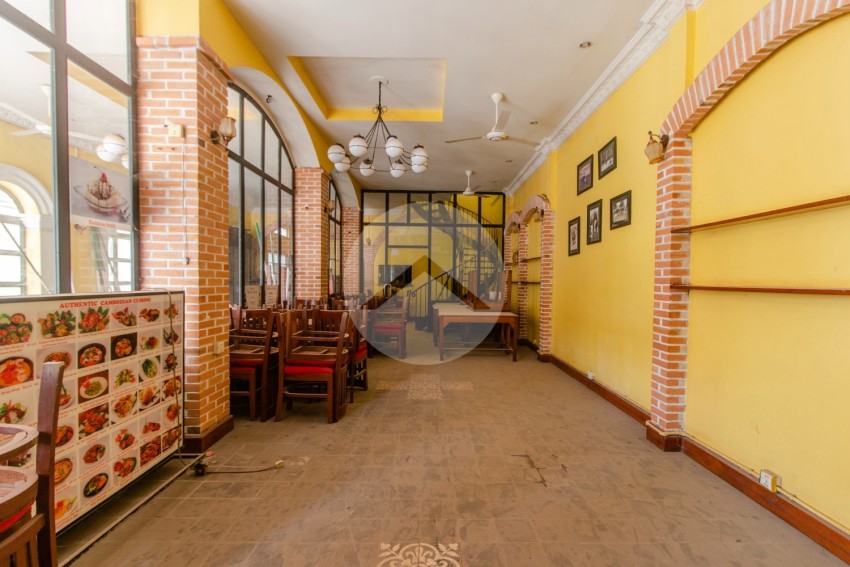 240 Sqm Commercial Shophouse For Rent - Old Market  Pub Street, Siem Reap