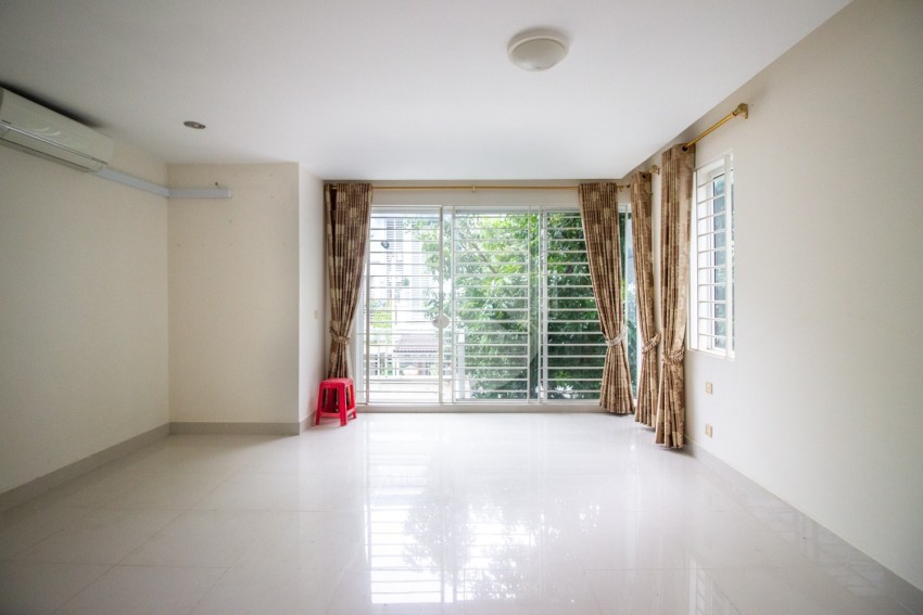 4 Bedroom Link House For Sale - Borey Peng Huoth Boeung Snor, Phnom Penh