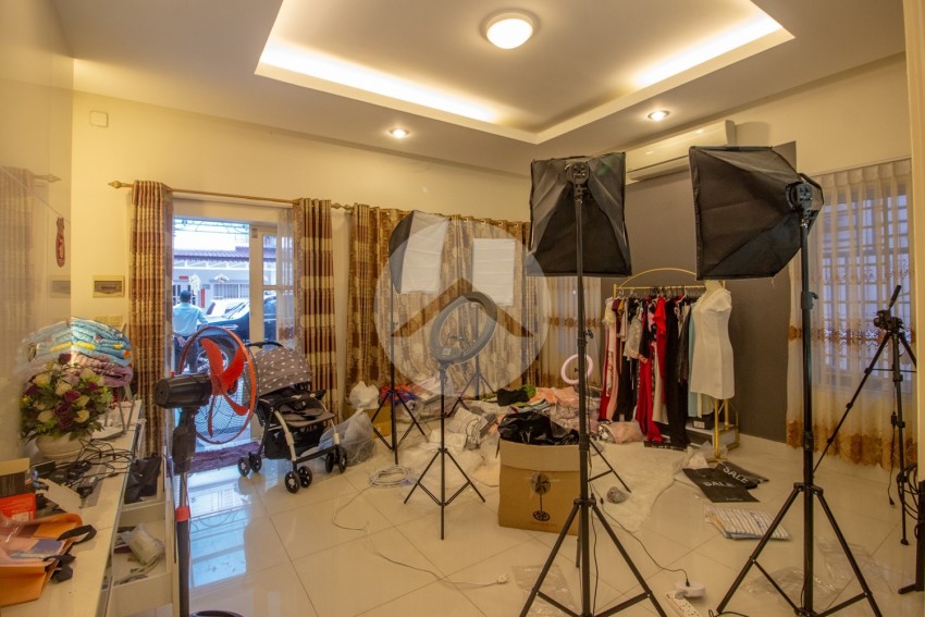 4 Bedroom Link House For Sale - Borey Peng Huoth Boeung Snor, Phnom Penh