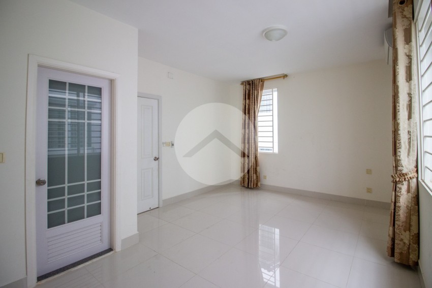 4 Bedroom Link House For Sale - Borey Peng Huoth Boeung Snor, Phnom Penh