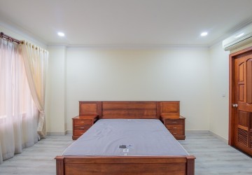 2 Bedroom Apartment For Rent in BKK1 - Phnom Penh thumbnail