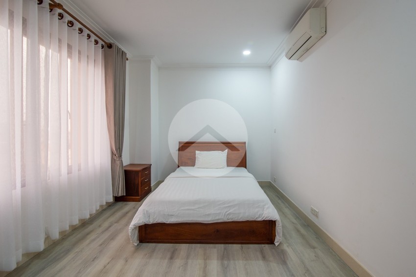 3 Bedroom Serviced Apartment For Rent - BKK1, Phnom Penh