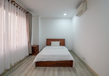 3 Bedroom Serviced Apartment For Rent - BKK1, Phnom Penh thumbnail