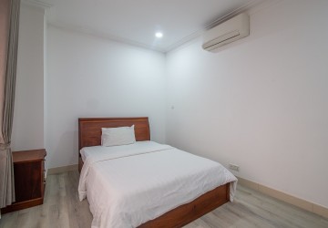 3 Bedroom Serviced Apartment For Rent - BKK1, Phnom Penh thumbnail