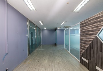 105.82 Sqm Office Space For Rent - Monivong BLVD, Phnom Penh thumbnail