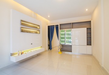 4 Bedroom Shophouse For Sale - Borey Peng Huoth Boeung Snor, Phnom Penh thumbnail