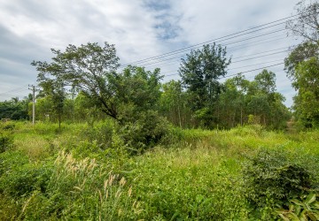 100 Ha Land For Sale - Phnom Srouch, Kampong Speu thumbnail