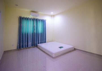 4 Bedroom Villa For Rent - KP Morn Dany, Khan Por Sen Chey, Phnom Penh thumbnail