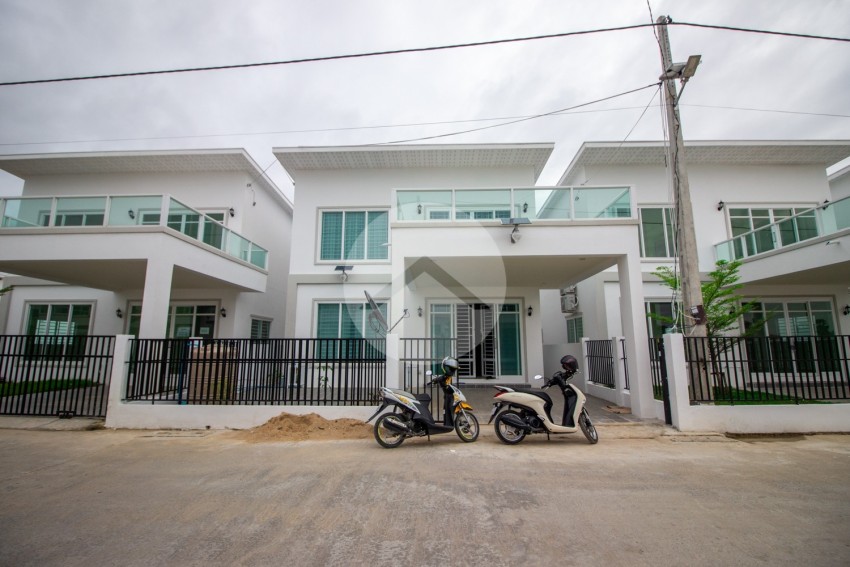 4 Bedroom Villa For Rent - KP Morn Dany, Khan Por Sen Chey, Phnom Penh