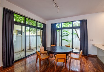 5 Bedroom Villa For Rent - Koh Pich, Phnom Penh thumbnail