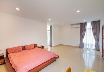 6 Bedroom Villa For Rent  - Elite Town, Tonle Bassac, Phnom Penh thumbnail