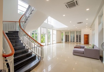 6 Bedroom Villa For Rent  - Elite Town, Tonle Bassac, Phnom Penh thumbnail