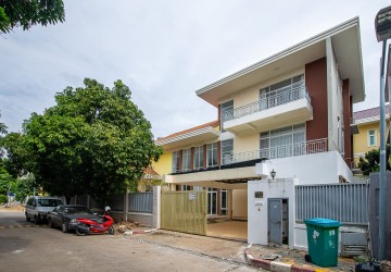 6 Bedroom Villa For Rent  - Elite Town, Tonle Bassac, Phnom Penh thumbnail