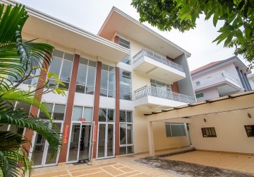 6 Bedroom Villa For Rent  - Elite Town, Tonle Bassac, Phnom Penh thumbnail