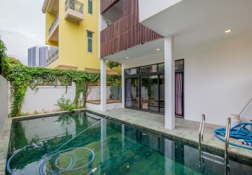 5 Bedroom Villa For Rent - Koh Pich, Phnom Penh thumbnail