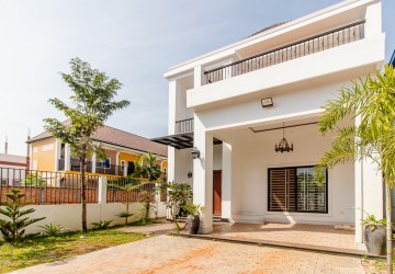 3 Bedroom House For Rent - Slor Kram, Siem Reap thumbnail