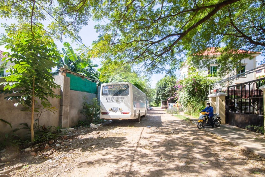 5 Bedroom Colonial Style Villa For Rent - Phnom Penh Thmey, Phnom Penh