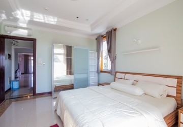 1 Bedroom Serviced Apartment For Rent - Chroy Changvar, Phnom Penh thumbnail