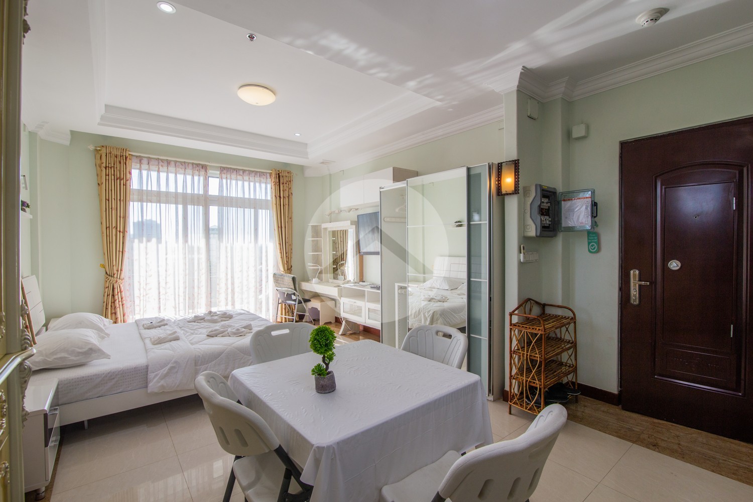 76 sqm Serviced Studio Apartment For Rent - Chroy Changvar, Phnom Penh - Image 3