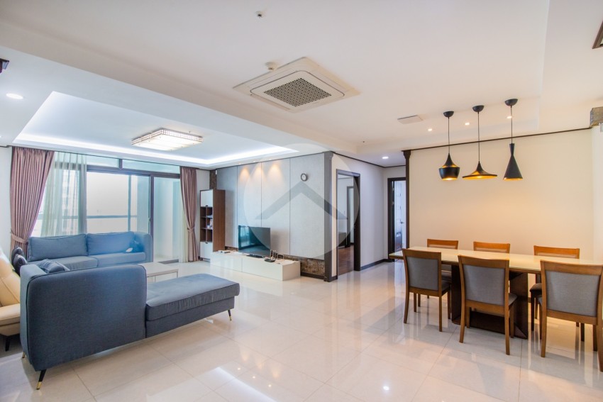 3 Bedroom Condo For Rent - DeCastle Royal, BKK1, Phnom Penh