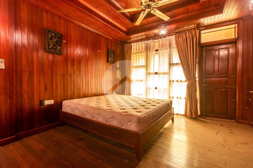1 Bedroom Commercial Shophouse For Rent - Phsar Kandal, Siem Reap