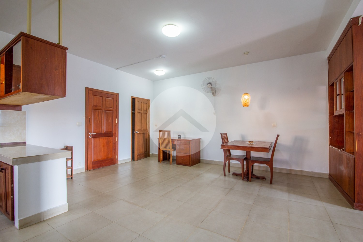 1 Bedroom Apartment For Rent - BKK1, Phnom Penh - Image 9