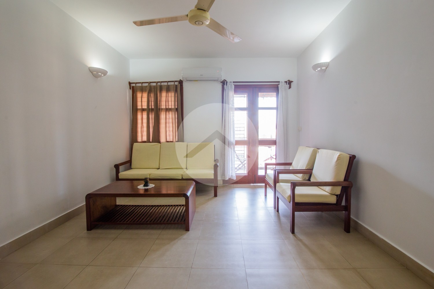 1 Bedroom Apartment For Rent - BKK1, Phnom Penh - Image 5
