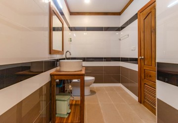 1 Bedroom Apartment For Rent - Sala Kamreuk, Siem Reap thumbnail