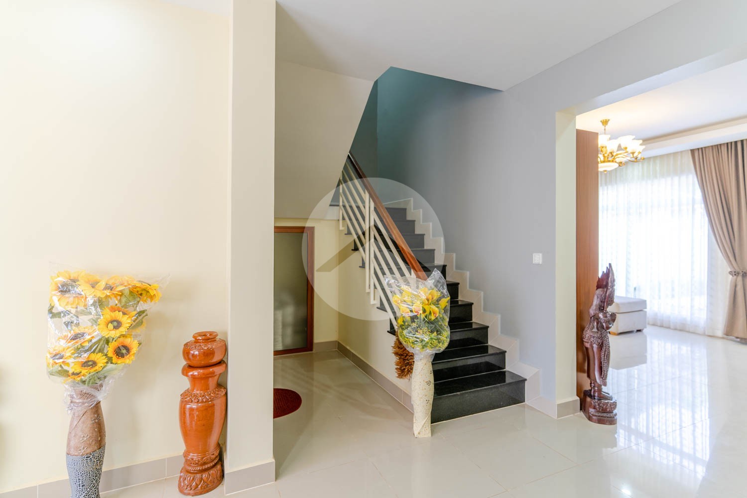 4 Bedroom Villa For Rent - Svay Dangkum, Siem Reap - Image 16