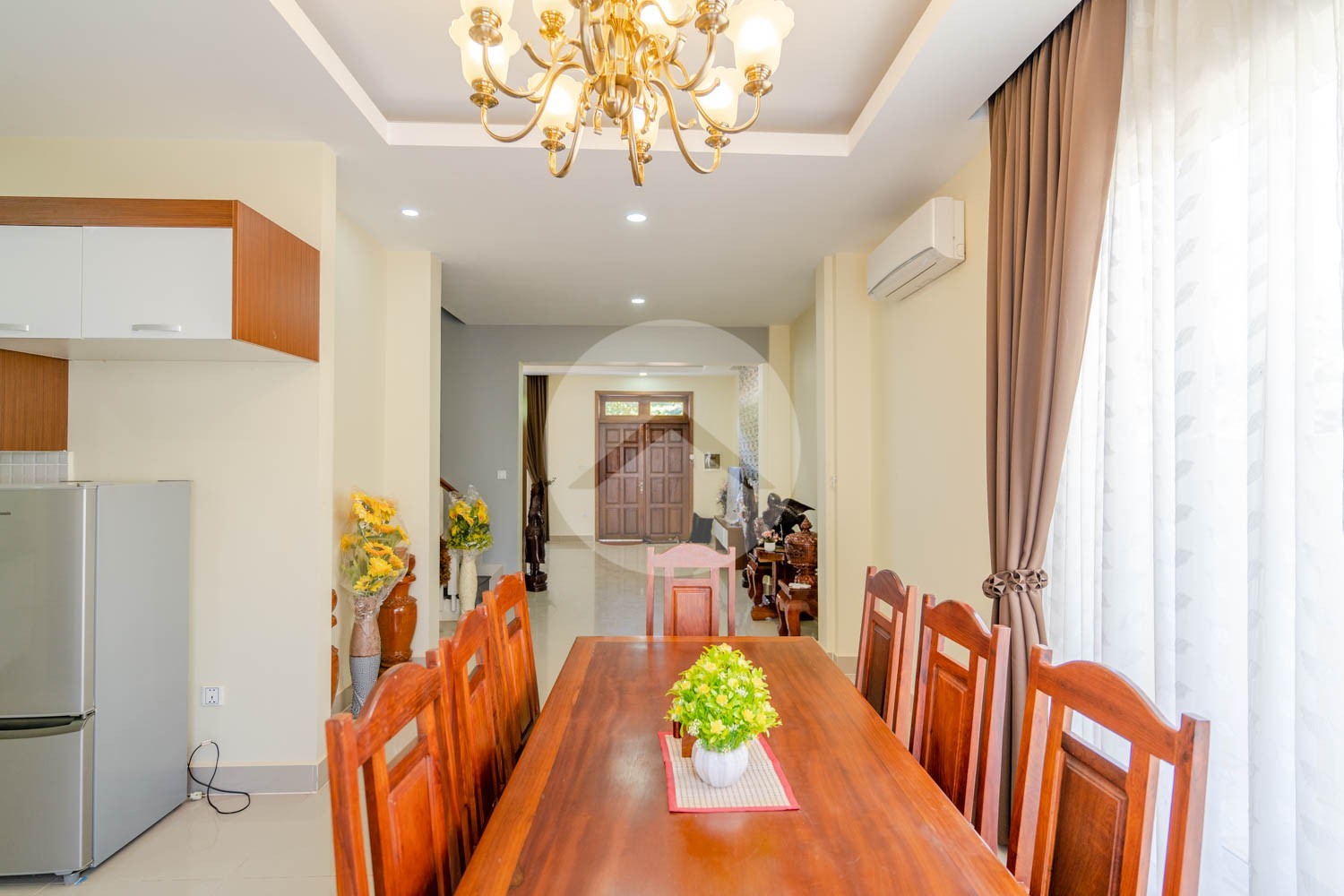 4 Bedroom Villa For Rent - Svay Dangkum, Siem Reap - Image 9