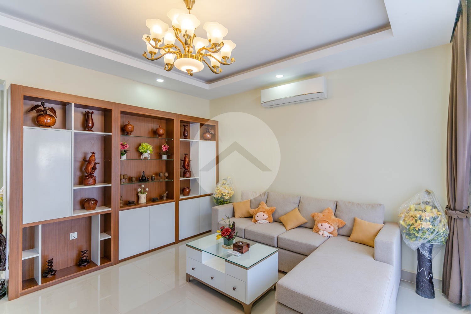 4 Bedroom Villa For Rent - Svay Dangkum, Siem Reap - Image 3