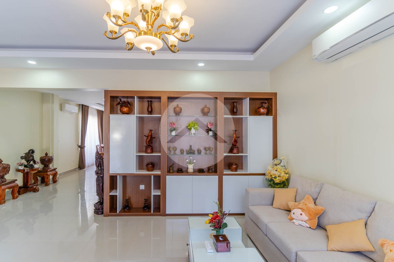 4 Bedroom Villa For Rent - Svay Dangkum, Siem Reap - Image 5