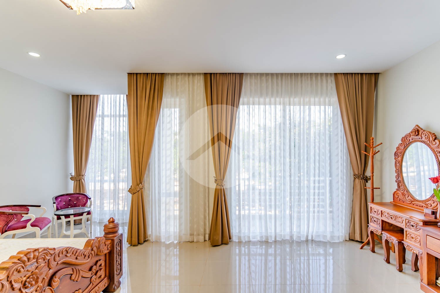 4 Bedroom Villa For Rent - Svay Dangkum, Siem Reap - Image 26