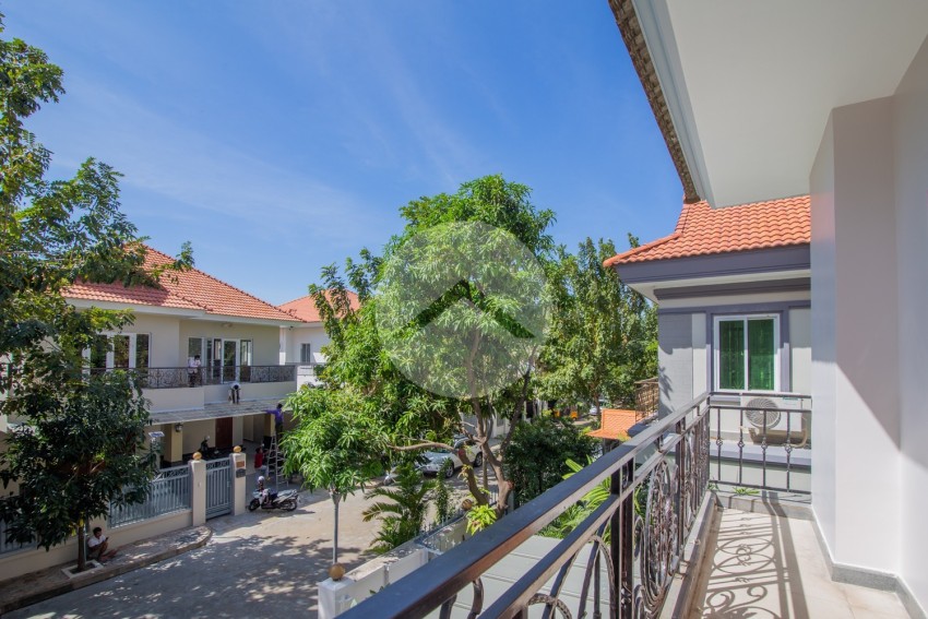 4 Bedroom Villa For Rent - Tonle Bassac, Phnom Penh