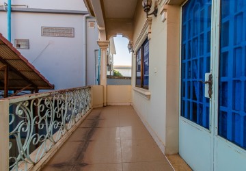 6 Bedroom Commercial Shophouse For Rent - Slor Kram, Siem Reap thumbnail