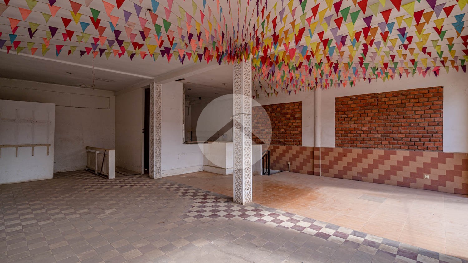 180 Sqm Commercial Shophouse Space For Rent - Old Market / Pub Street, Siem Reap - Image 9