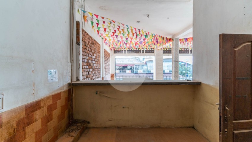 180 Sqm Commercial Shophouse Space For Rent - Old Market  Pub Street, Siem Reap