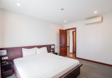 1 Bedroom Serviced Apartment For Rent - BKK1 - Phnom Penh thumbnail