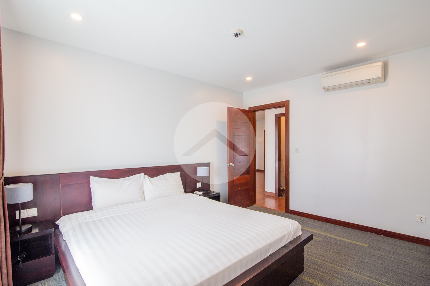 1 Bedroom Serviced Apartment for Rent in BKK1 - Phnom Penh  thumbnail