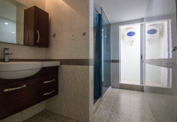 2 Bedroom Serviced Apartment For Rent - Daun Penh, Phnom Penh thumbnail