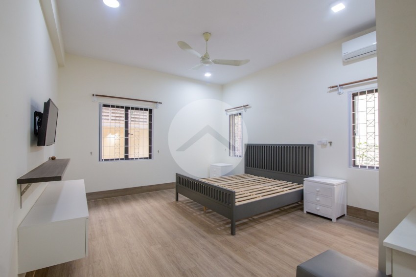 2 Bedroom Serviced Apartment for Rent - BBK1, Phnom Penh