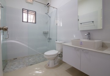 2 Bedroom Serviced Apartment for Rent - BBK1, Phnom Penh thumbnail