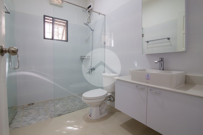 2 Bedroom Serviced Apartment for Rent - BBK1, Phnom Penh