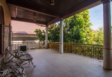 6 Bedroom Villa For Sale - Kakab, Phnom Penh thumbnail