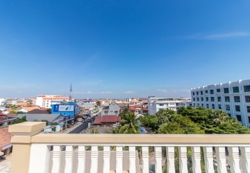 6 Bedroom Commercial Shophouse For Rent - Phsa Nhae Market, Siem Reap thumbnail